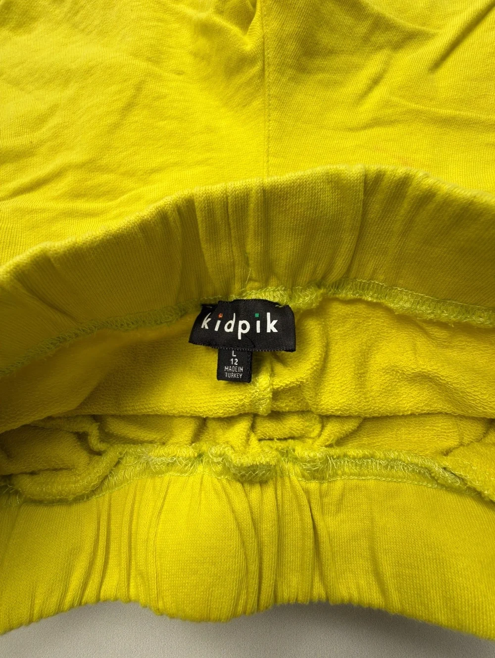 Kidpik Shorts Yellow Utility Sporty - Boys L